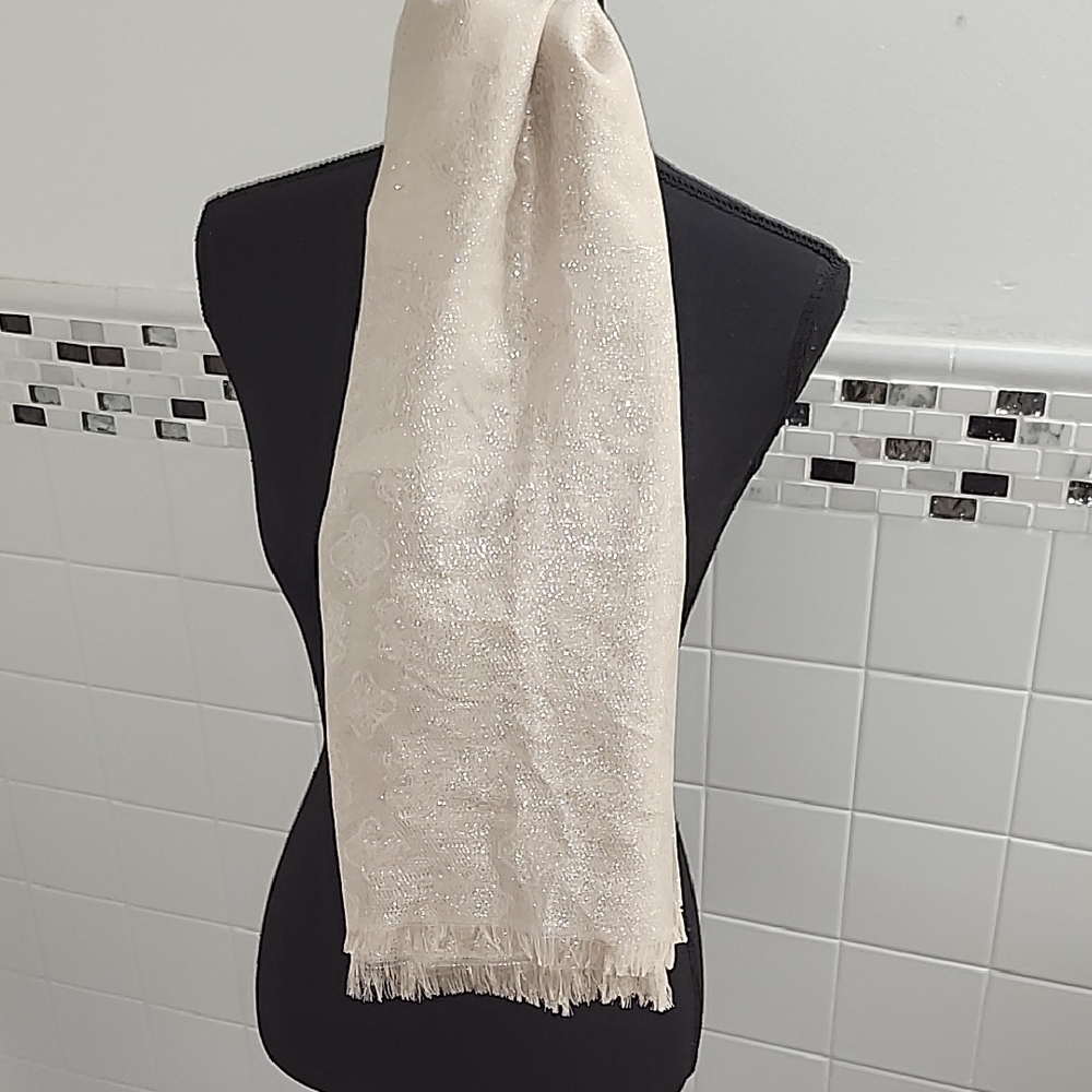 Madison Cream Textured Scarf with Fringe & Sparkle – 27"x72"